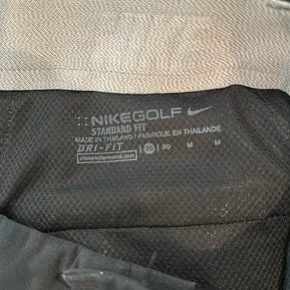 Nike Golf Shorts - Picture 3 of 3